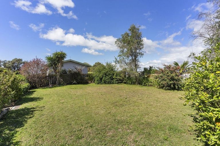 Photo of property in 302 Dickson Road, Papamoa Beach, Papamoa, 3118