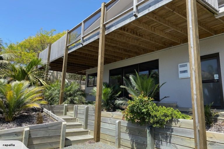 Photo of property in 20 Stratford Drive, Cable Bay, 0420