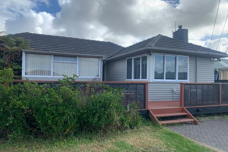 Photo of property in 12 Lincoln Road, Manurewa East, Auckland, 2102