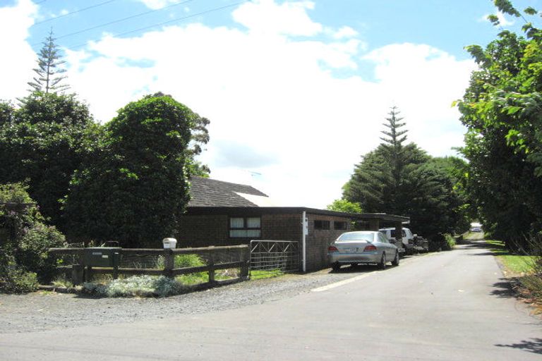 Photo of property in 125 Jesmond Road, Karaka, Drury, 2578