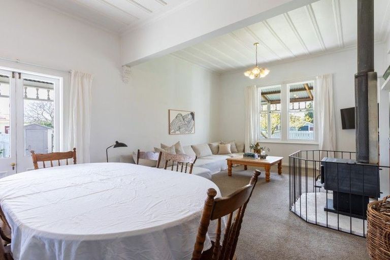 Photo of property in 8 York Street, Dannevirke, 4930