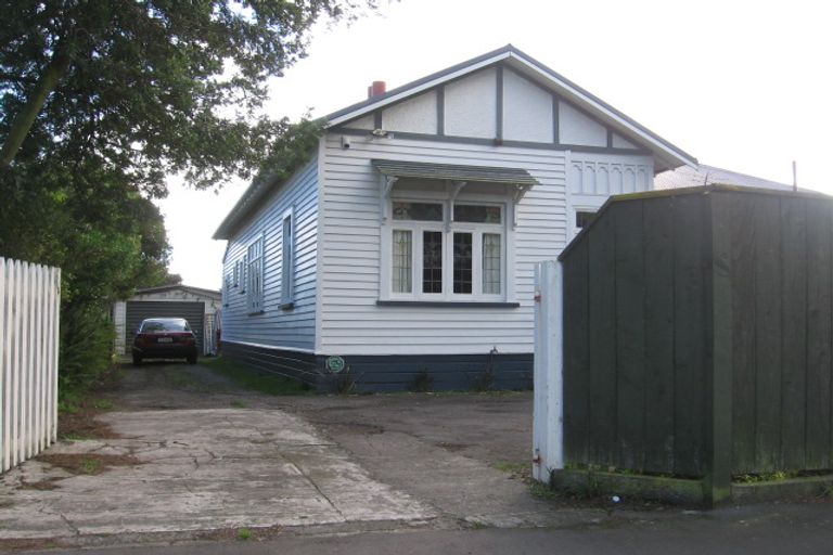 Photo of property in 311 Featherston Street, Palmerston North, 4410