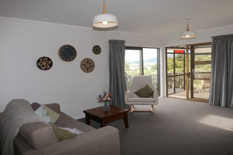 Photo of property in 31 Penryn Drive, Camborne, Porirua, 5026