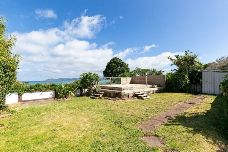 Photo of property in 89 Renown Road, Raumati South, Paraparaumu, 5032