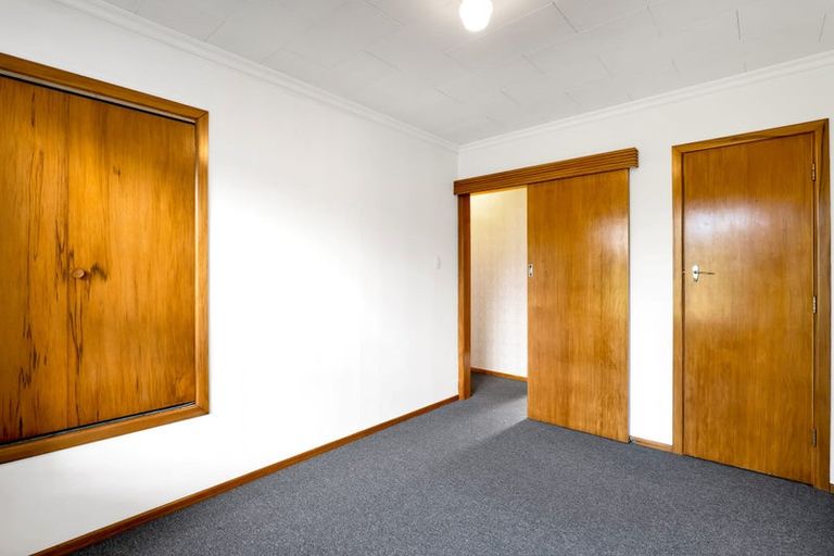 Photo of property in 2/164 Vivian Street, New Plymouth, 4310