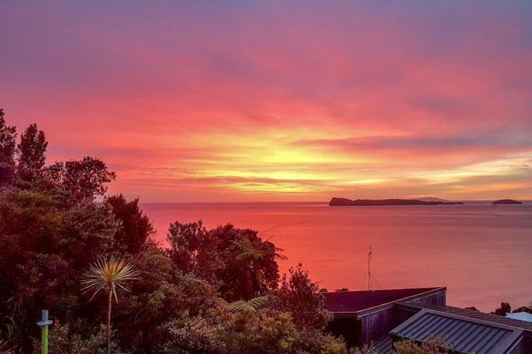 Photo of property in 5 Tirinui Crescent, Tairua, 3508