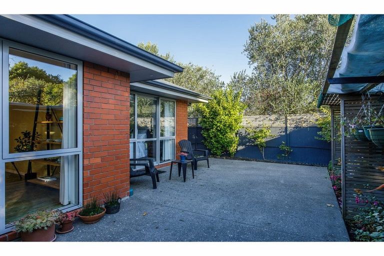 Photo of property in 63a Halswell Junction Road, Halswell, Christchurch, 8025