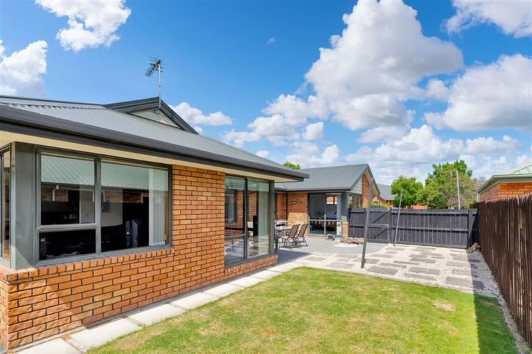 Photo of property in 16 Golding Avenue, Rangiora, 7400