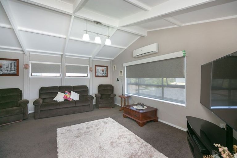 Photo of property in 4 Cutfield Road, New Plymouth, 4310