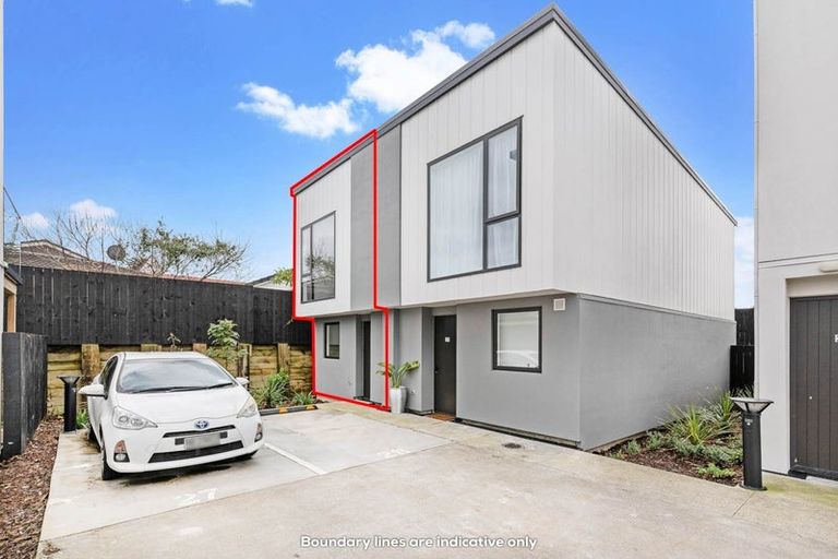 Photo of property in 17 Pukakaho Lane, Papatoetoe, Auckland, 2025