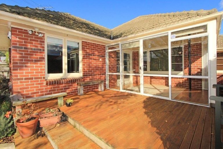 Photo of property in 37 Fairfield Avenue, Fairfield, Lower Hutt, 5011