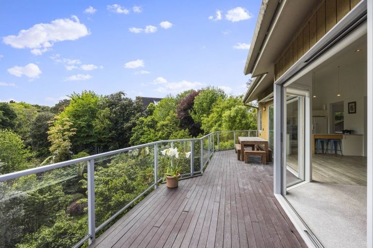 Photo of property in 15 Shortland Street, Lower Vogeltown, New Plymouth, 4310