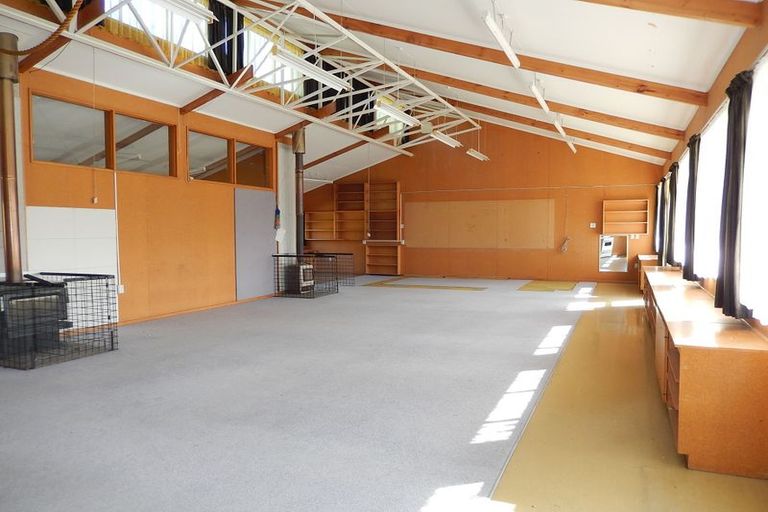 Photo of property in 23 Ross Road, Herbert, 9495