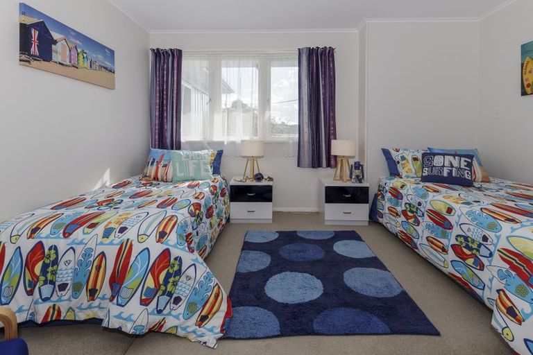 Photo of property in 19 Blease Street, New Lynn, Auckland, 0600