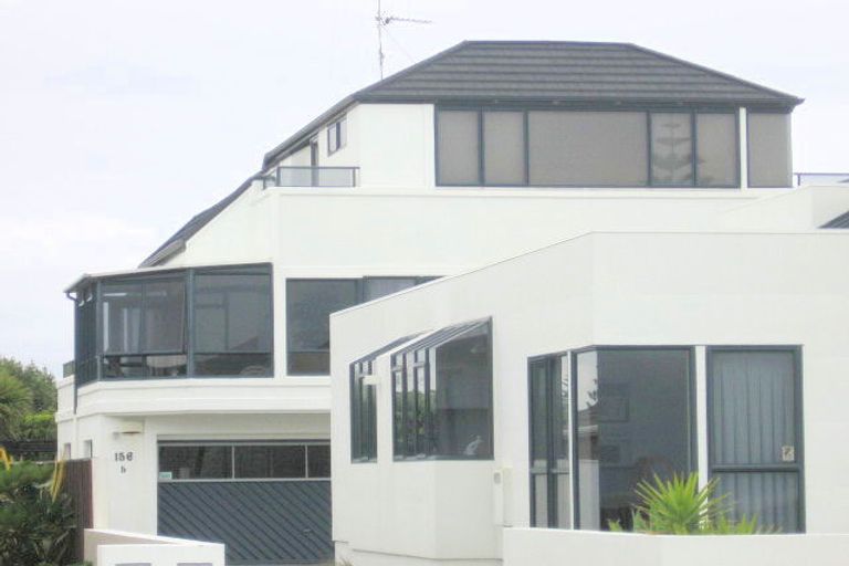 Photo of property in 2/156 Marine Parade, Mount Maunganui, 3116