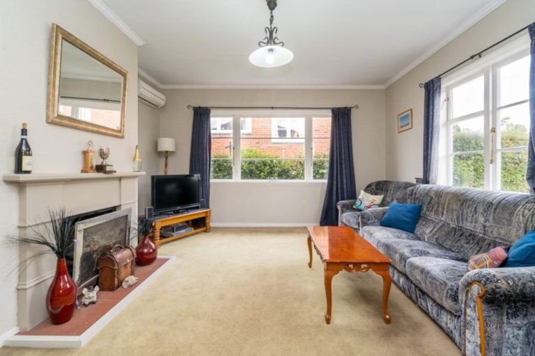 Photo of property in 6 Holyrood Avenue, Wakari, Dunedin, 9010