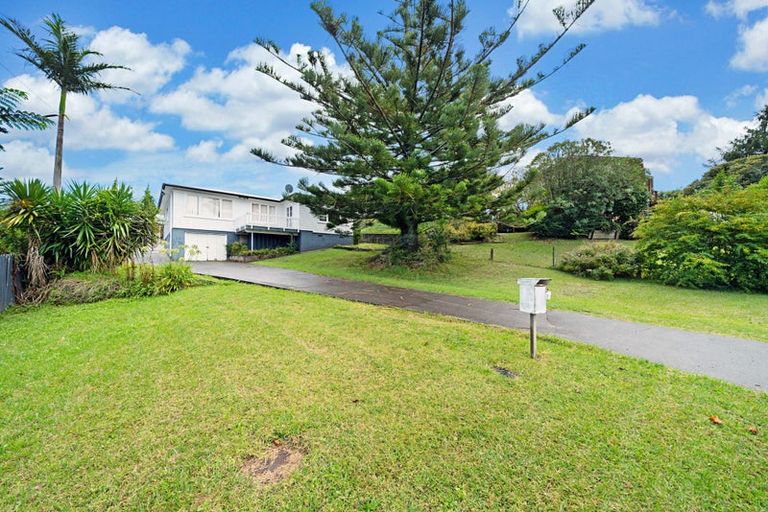 Photo of property in 27 Kohekohe Street, New Lynn, Auckland, 0600