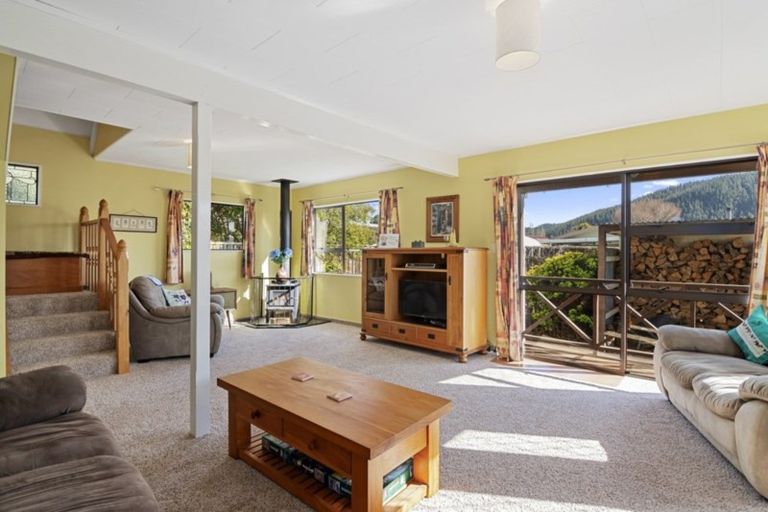 Photo of property in 9 Anslow Place, Wakefield, 7025