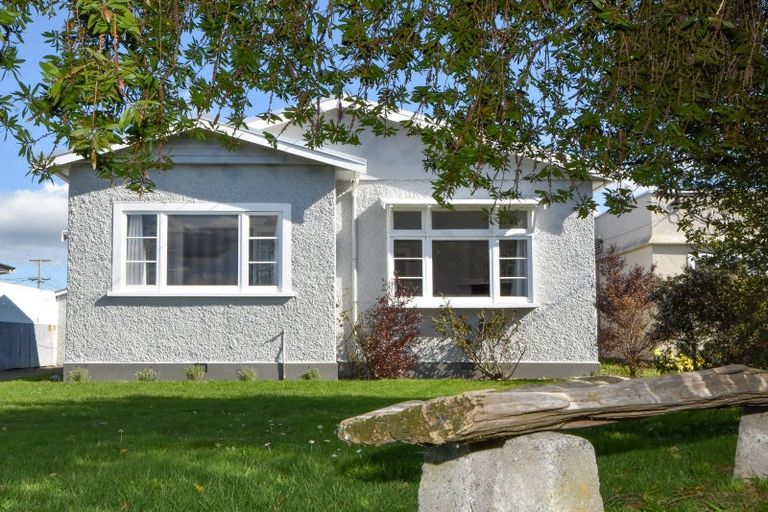 Photo of property in 107 Broadway, Carterton, 5713