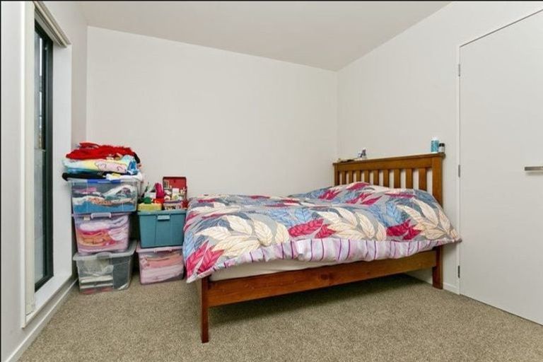 Photo of property in 52 Makamaka Lane, Albany Heights, Auckland, 0632