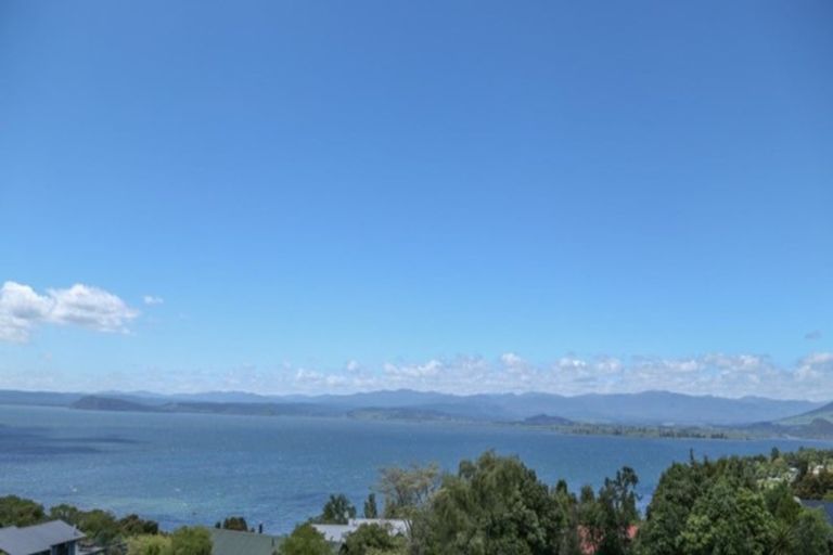 Photo of property in 9 Barron Place, Omori, Turangi, 3381