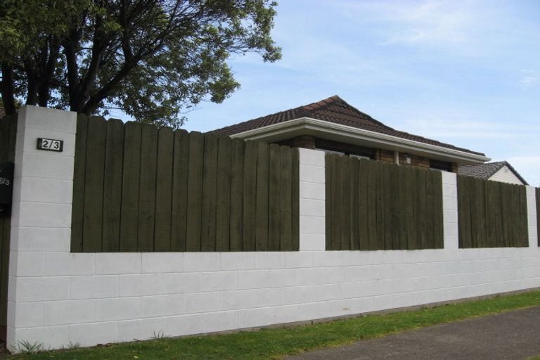 Photo of property in 2/3 Mcintyre Road, Mangere Bridge, Auckland, 2022