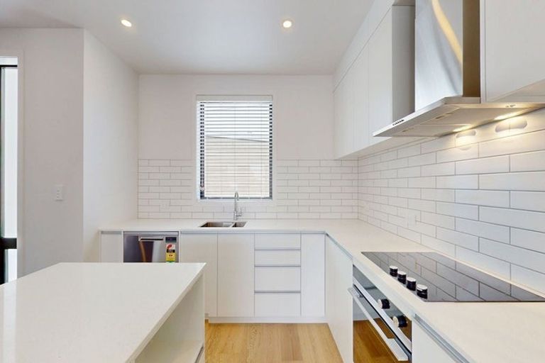 Photo of property in 53 Kamahi Place, Paraparaumu, 5032