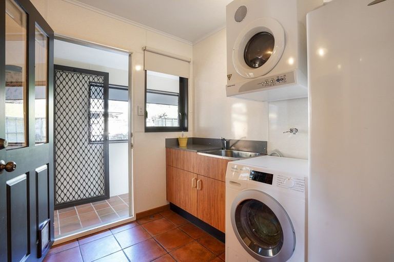 Photo of property in 143 Wyndham Street, Ashhurst, 4810