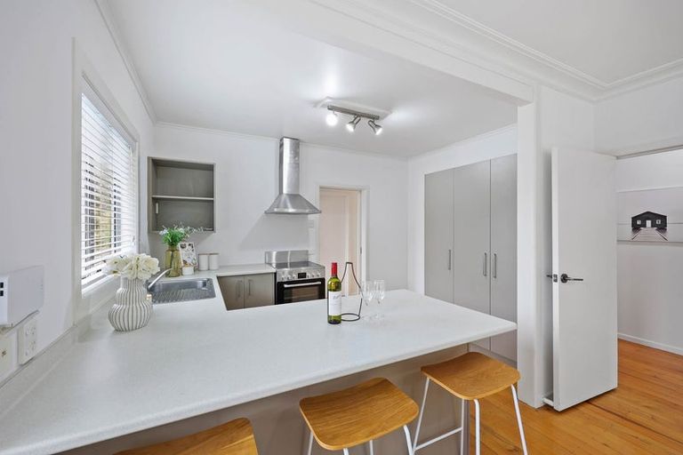 Photo of property in 72 East Street, Pukekohe, 2120