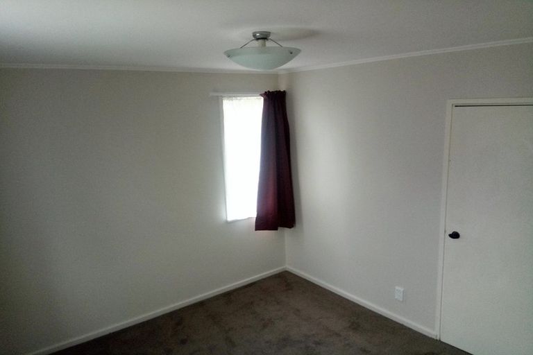 Photo of property in 42 Great South Road, Papatoetoe, Auckland, 2025