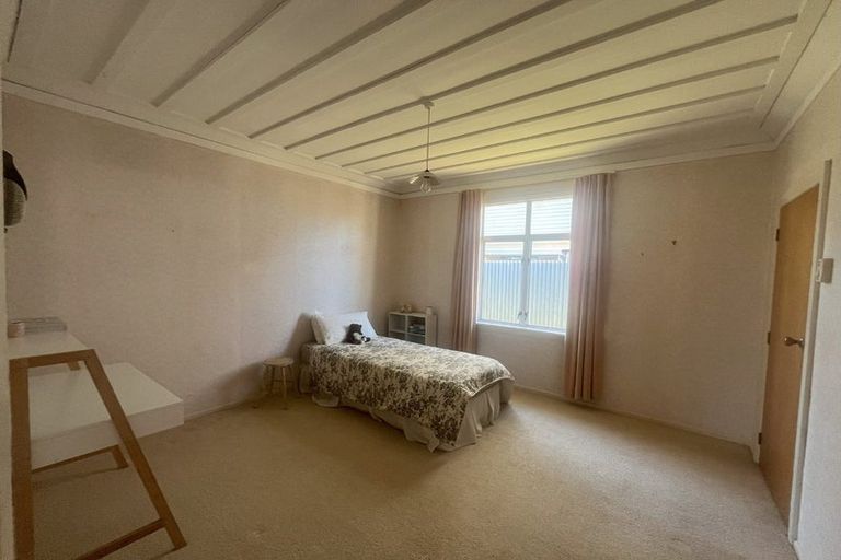 Photo of property in 5 Sanders Avenue, Westown, New Plymouth, 4310