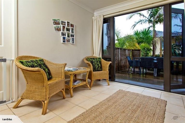 Photo of property in 32 Chadlington Avenue, Henderson, Auckland, 0612