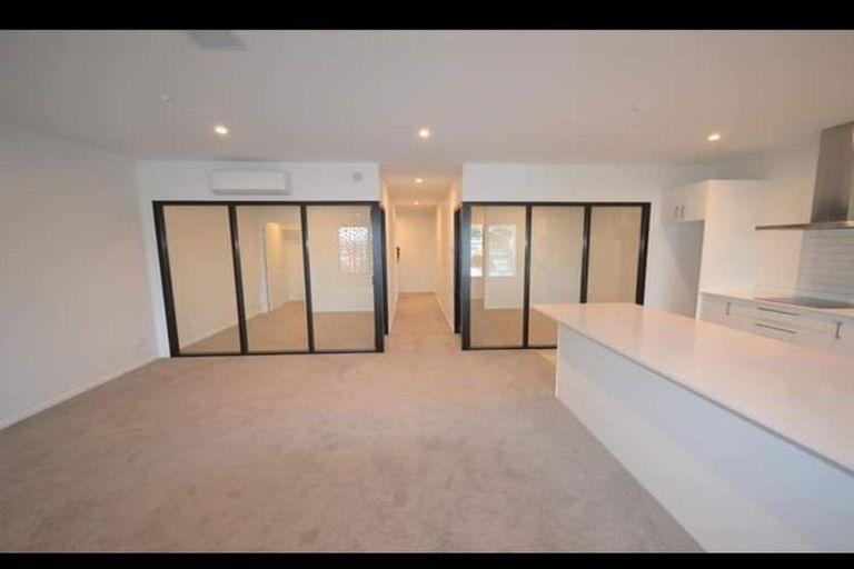 Photo of property in 202/2 Onepu Road, Kilbirnie, Wellington, 6022