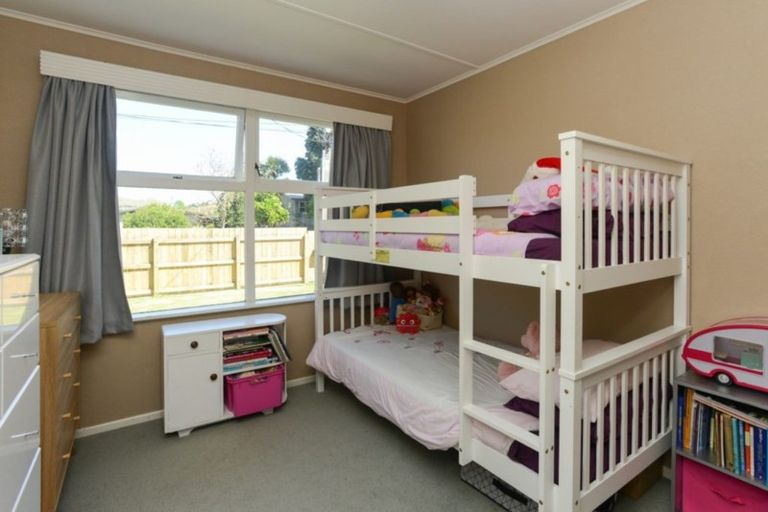 Photo of property in 79 Church Road, Taradale, Napier, 4112