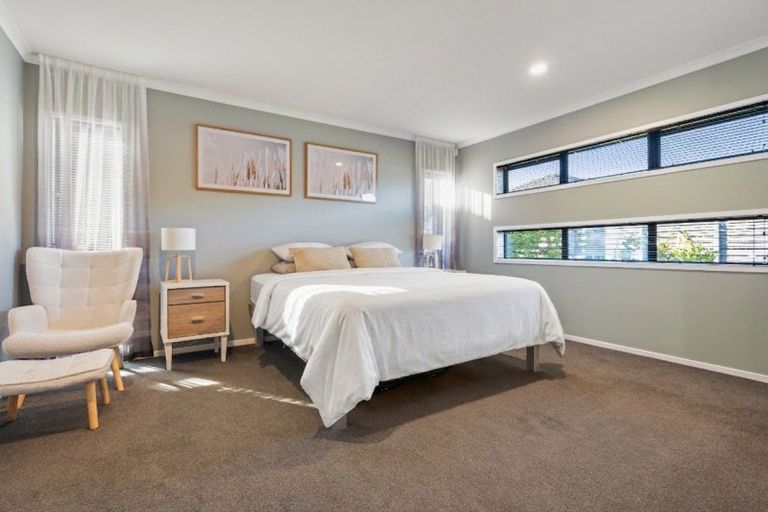 Photo of property in 16 Stace Hopper Drive, One Tree Point, 0118