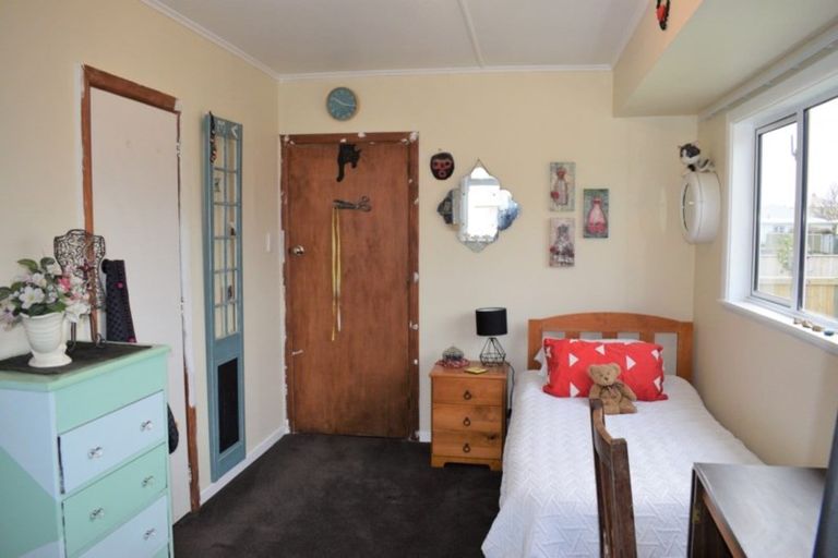 Photo of property in 37 Matene Street, Otaki, 5512