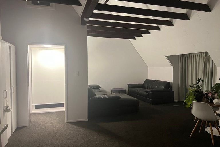 Photo of property in 1/99 Major Hornbrook Road, Mount Pleasant, Christchurch, 8081