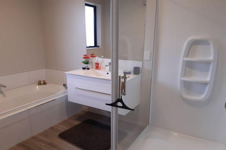 Photo of property in 6 Shale Court, Rolleston, 7614