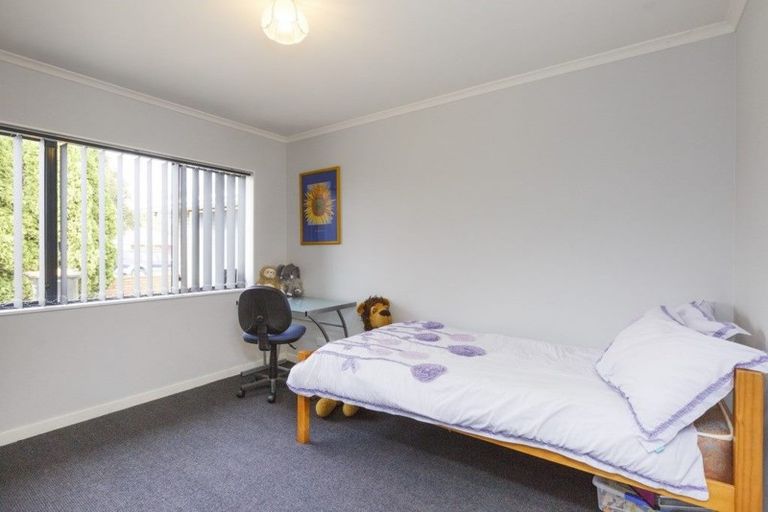 Photo of property in 82 Amberley Avenue, Highbury, Palmerston North, 4412