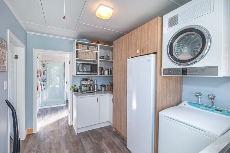 Photo of property in 22 Kent Avenue, Waitarere Beach, Levin, 5510