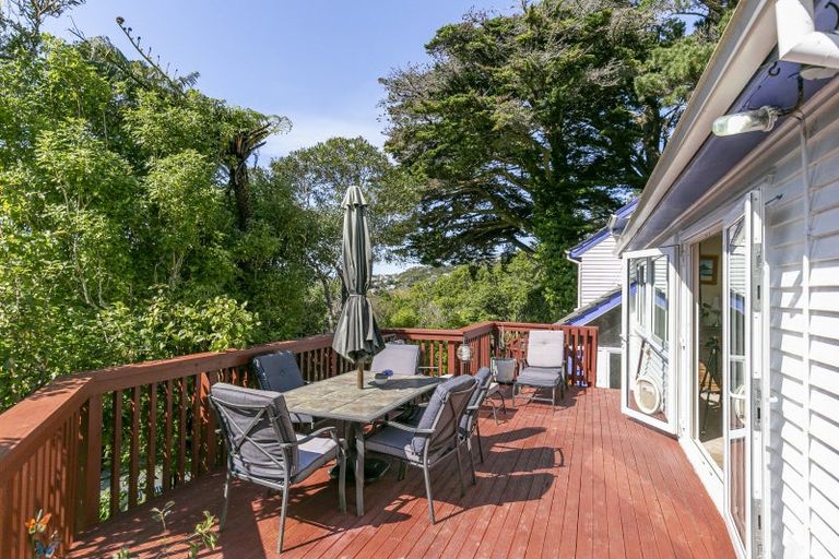 Photo of property in 53 Makara Road, Karori, Wellington, 6012