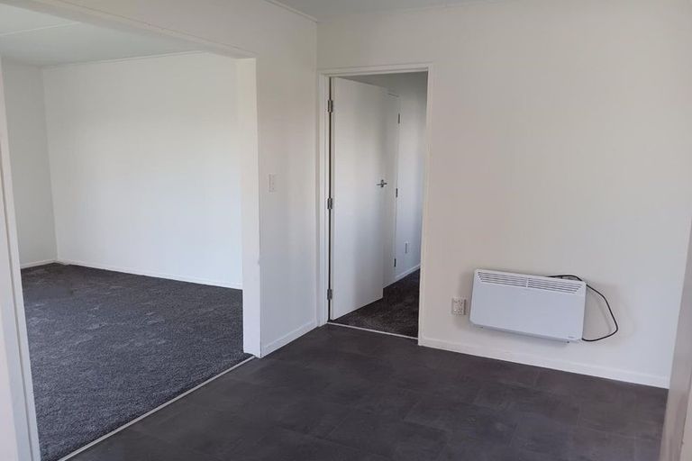 Photo of property in 21 Duckworth Crescent, Greenmeadows, Napier, 4112