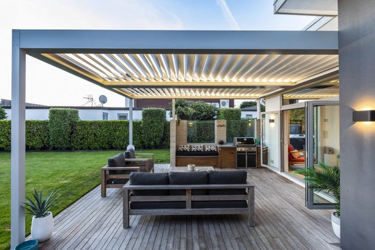 Photo of property in 101 Aston Drive, Waimairi Beach, Christchurch, 8083