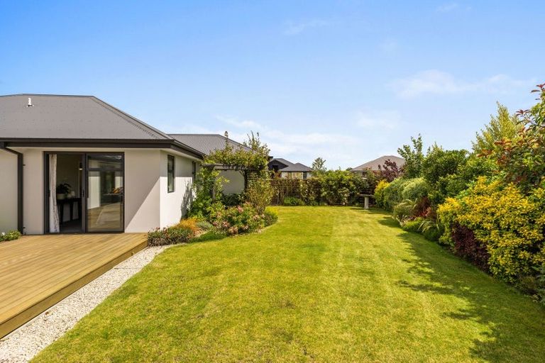 Photo of property in 41 Watkins Drive, Rangiora, 7400