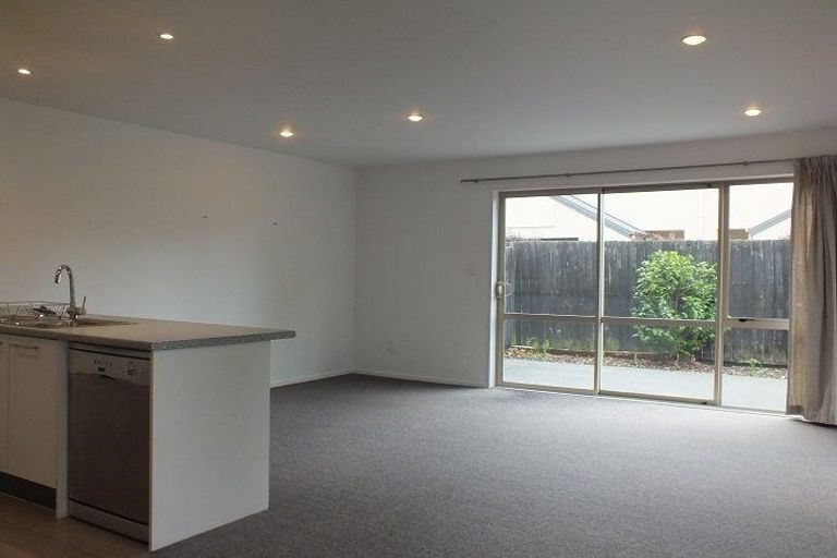 Photo of property in 1/65 Brockworth Place, Riccarton, Christchurch, 8011