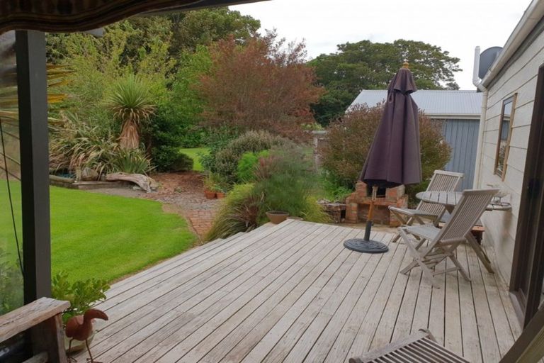 Photo of property in 12 Walker Street, Riverton/aparima, Riverton, 9822