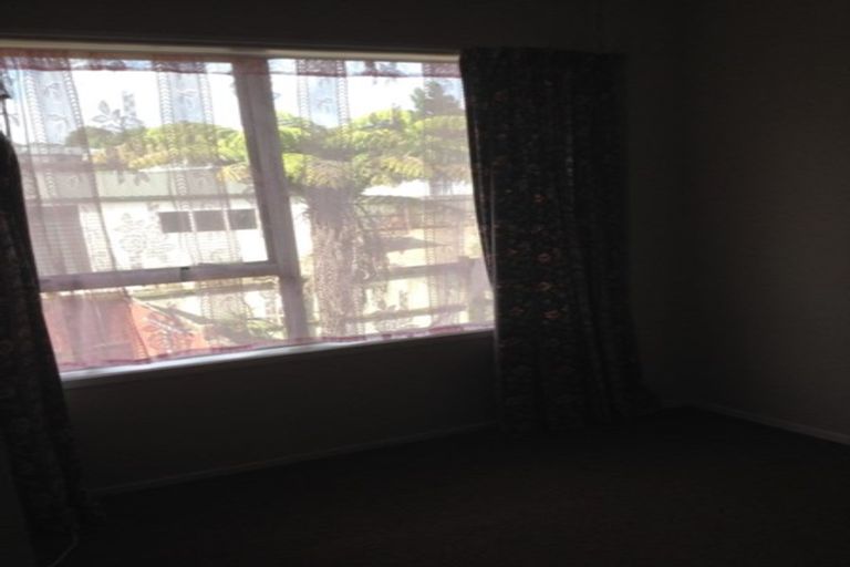 Photo of property in 2/24 Copley Street, New Lynn, Auckland, 0600
