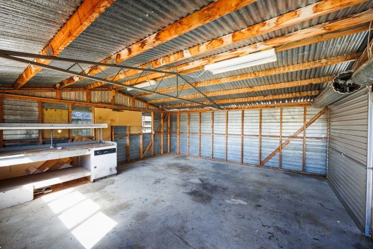 Photo of property in 80 Benmore Avenue, Cloverlea, Palmerston North, 4412