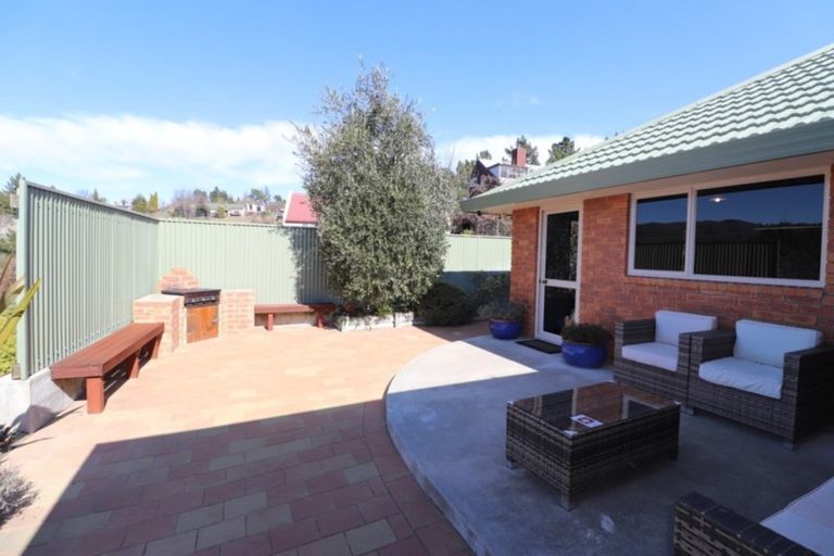 Photo of property in 17 Craig Place, Bridge Hill, Alexandra, 9320
