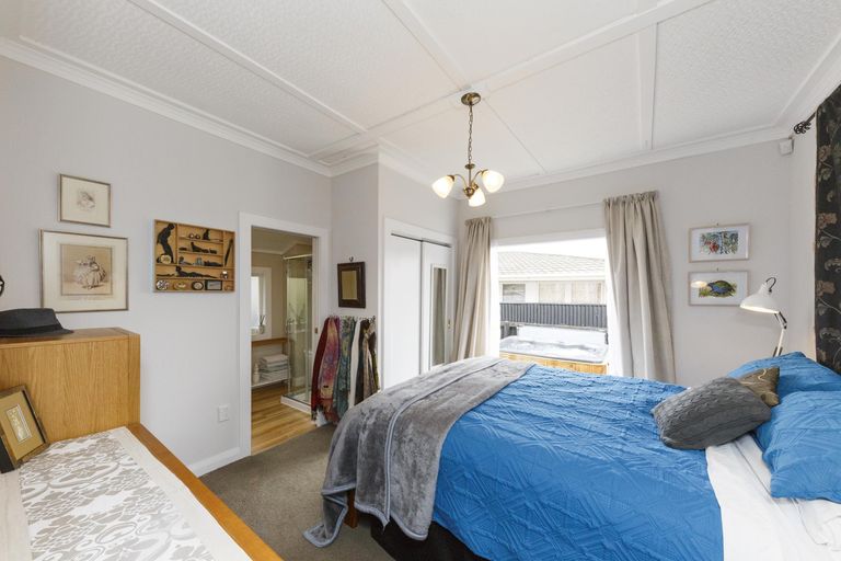 Photo of property in 557 Ruahine Street, Hokowhitu, Palmerston North, 4410